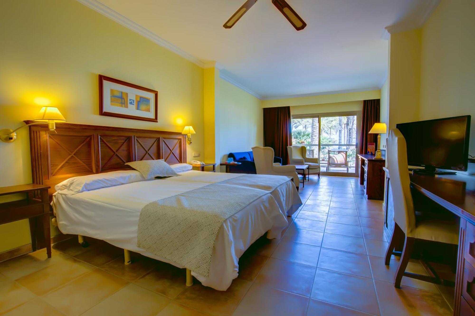 Junior Suite (2 Adults + 1 Child),1272470818:JPEG